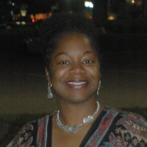 Meet your Posher, Lorie